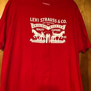 Men’s Levi’s T’s